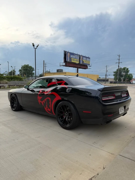 2015 Dodge Challenger SRT Hellcat 3rd Gen - Image 5 of 20