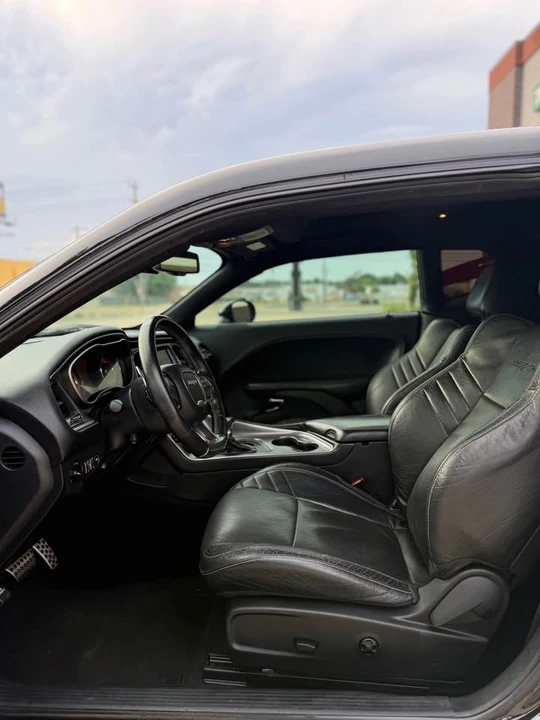 2015 Dodge Challenger SRT Hellcat 3rd Gen - Image 9 of 20