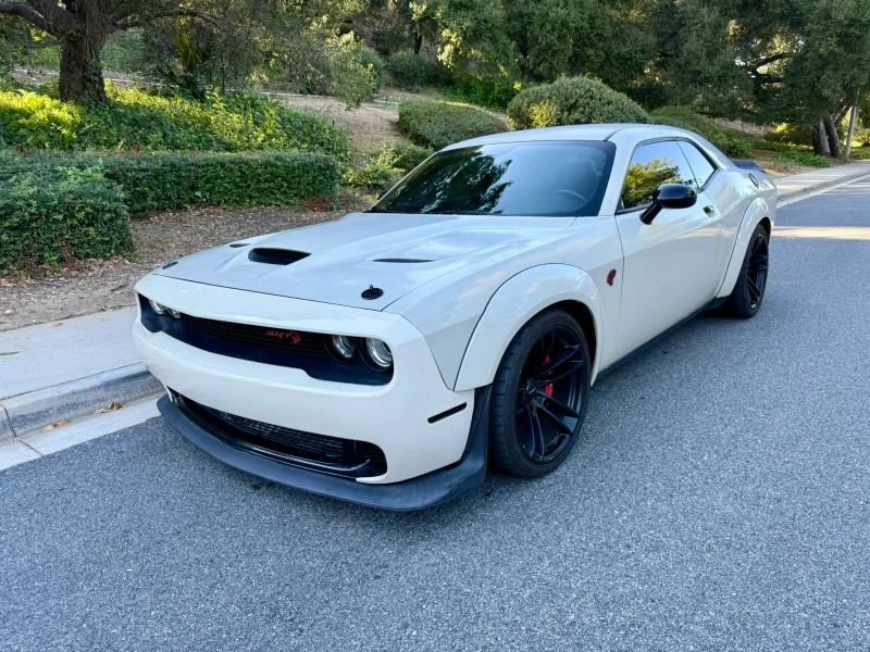 2015 Dodge Challenger SRT Hellcat 3rd Gen - Image 17 of 20
