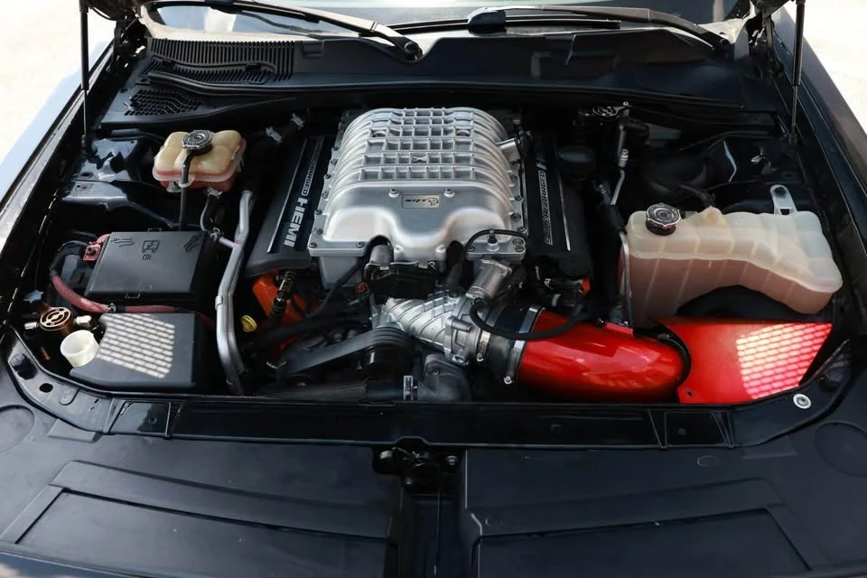2015 Dodge Challenger SRT Hellcat 3rd Gen - Image 15 of 16
