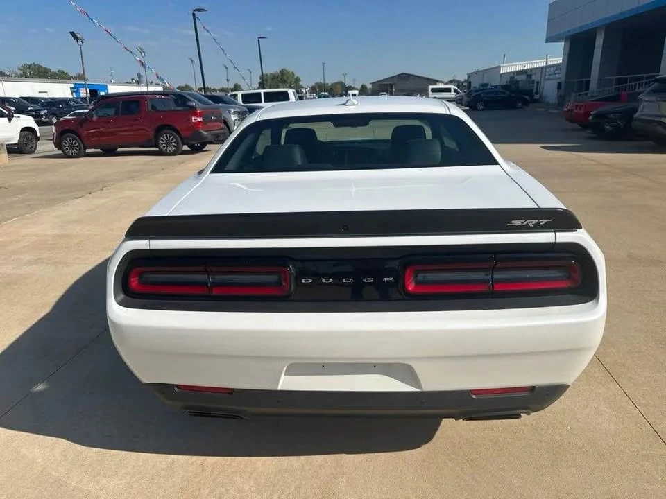 2015 Dodge Challenger SRT Hellcat 3rd Gen - Image 5 of 19
