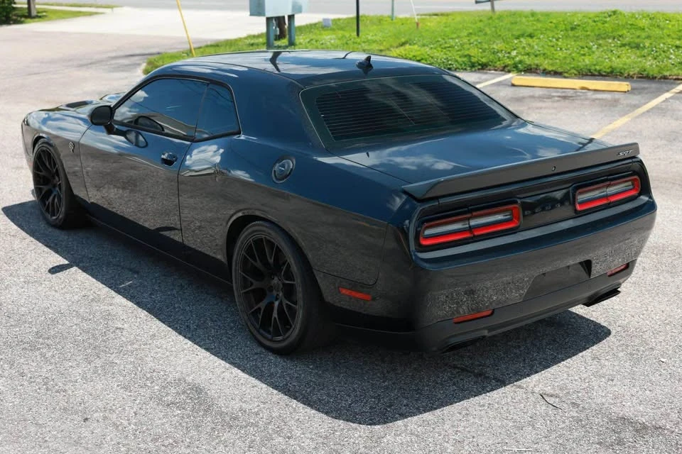 2015 Dodge Challenger SRT Hellcat 3rd Gen - Image 7 of 16