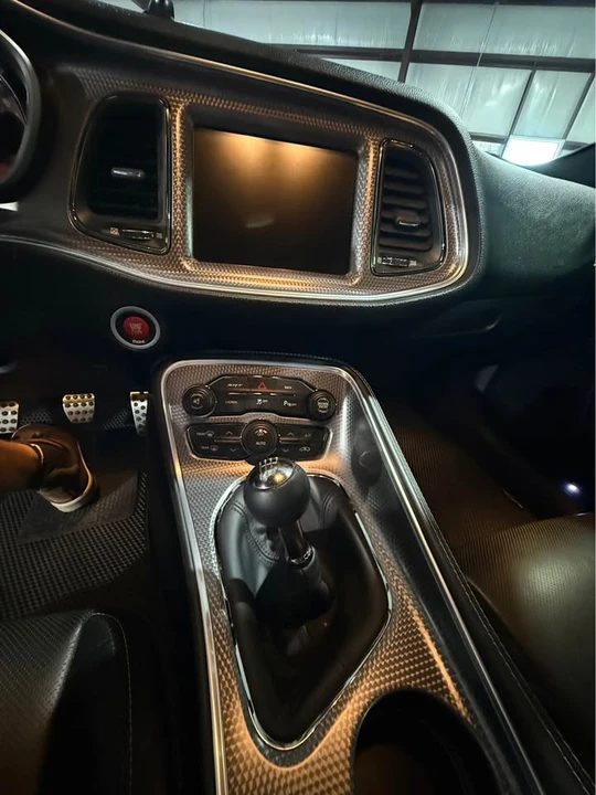2015 Dodge Challenger SRT Hellcat 3rd Gen - Image 8 of 10