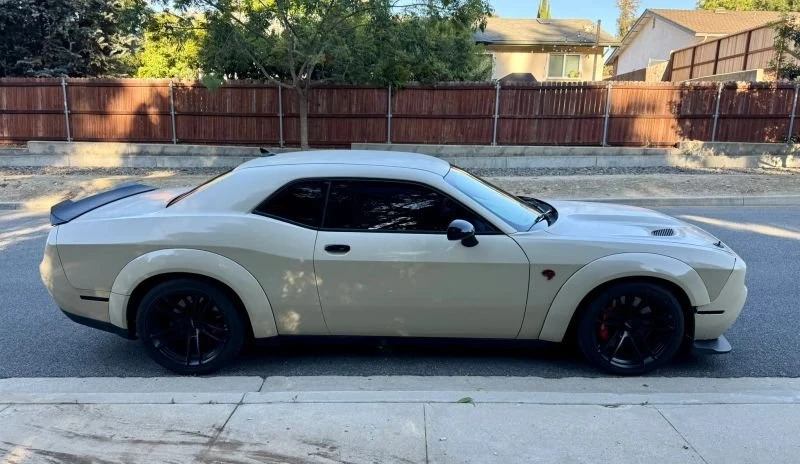2015 Dodge Challenger SRT Hellcat 3rd Gen - Image 7 of 20