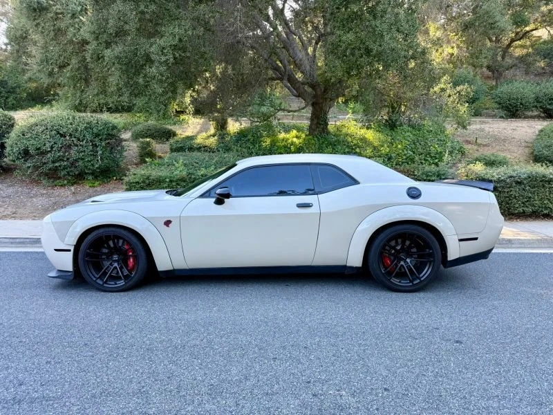 2015 Dodge Challenger SRT Hellcat 3rd Gen - Image 16 of 20