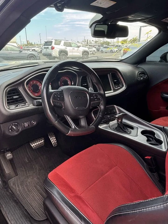 2015 Dodge Challenger SRT Hellcat 3rd Gen - Image 4 of 5