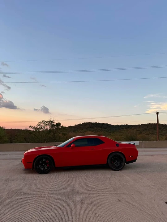 2015 Dodge Challenger SRT Hellcat 3rd Gen - Image 2 of 17