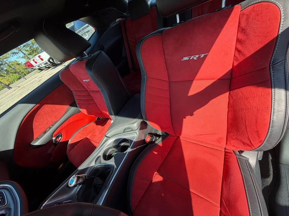 2015 Dodge Challenger SRT Hellcat 3rd Gen - Image 3 of 17