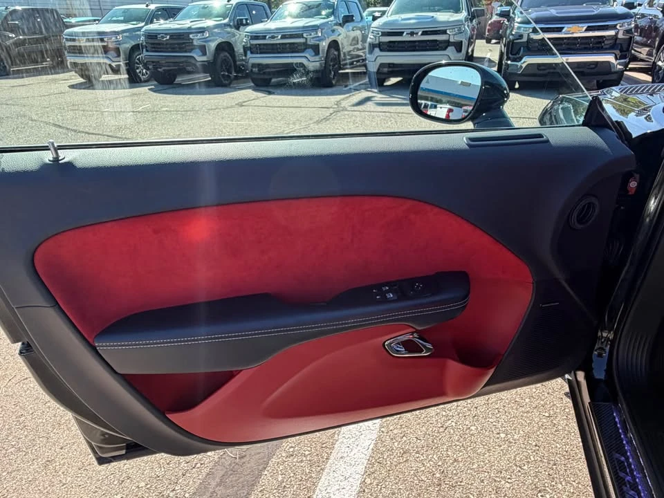 2015 Dodge Challenger SRT Hellcat 3rd Gen - Image 6 of 17