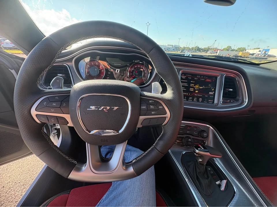 2015 Dodge Challenger SRT Hellcat 3rd Gen - Image 7 of 11