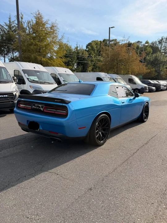 2015 Dodge Challenger SRT Hellcat 3rd Gen - Image 5 of 12