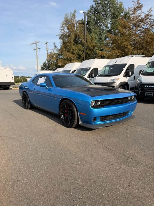 2015 Dodge Challenger SRT Hellcat 3rd Gen - Image 3 of 12