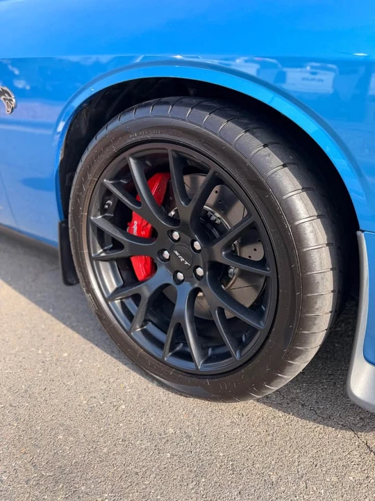 2015 Dodge Challenger SRT Hellcat 3rd Gen - Image 4 of 12