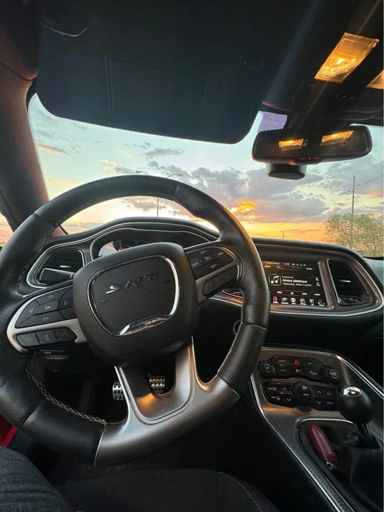 2015 Dodge Challenger SRT Hellcat 3rd Gen - Image 5 of 17