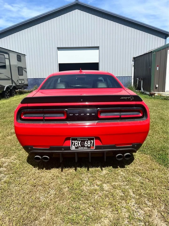 2015 Dodge Challenger SRT Hellcat 3rd Gen - Image 5 of 12
