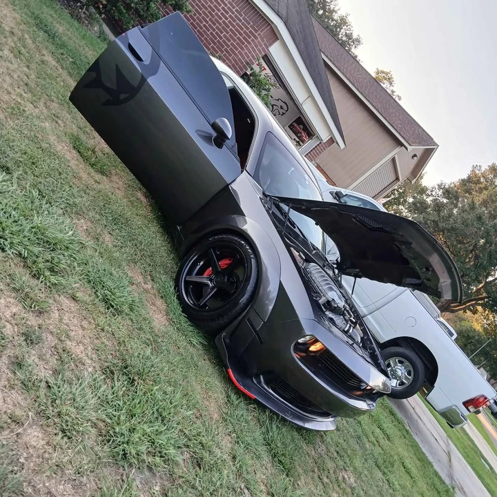 2015 Dodge Challenger SRT Hellcat 3rd Gen - Image 9 of 20