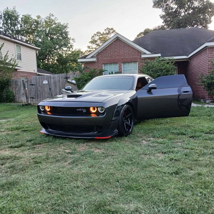 2015 Dodge Challenger SRT Hellcat 3rd Gen - Image 6 of 20