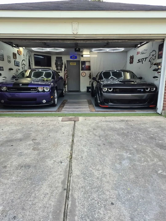 2015 Dodge Challenger SRT Hellcat 3rd Gen - Image 20 of 20