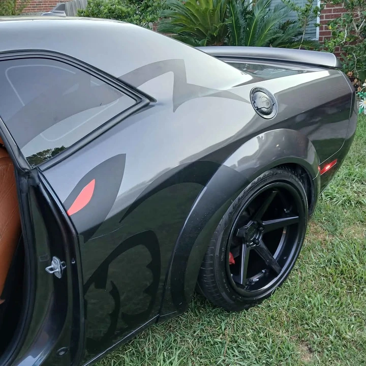 2015 Dodge Challenger SRT Hellcat 3rd Gen - Image 13 of 20