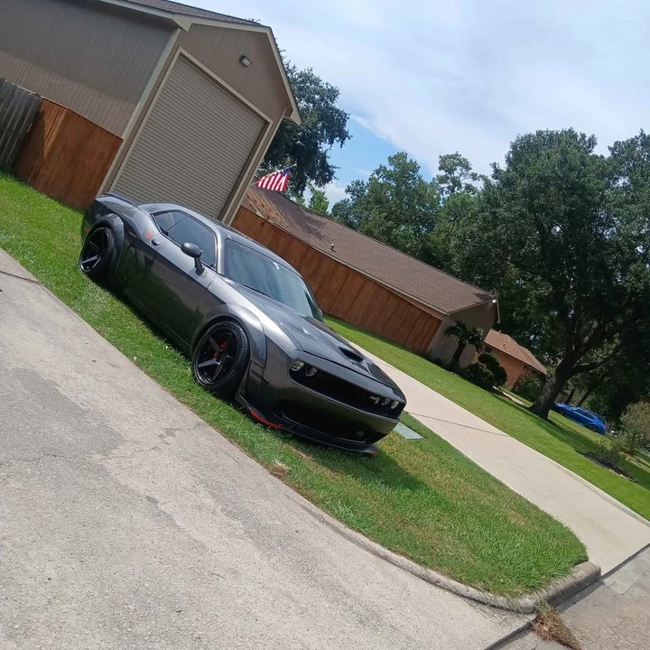 2015 Dodge Challenger SRT Hellcat 3rd Gen - Image 3 of 20