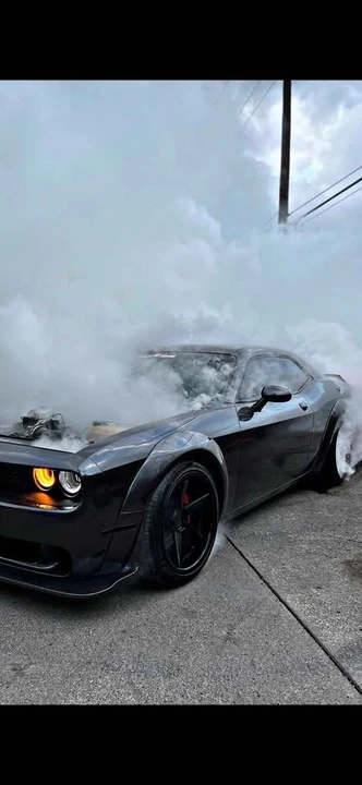 2015 Dodge Challenger SRT Hellcat 3rd Gen - Image 19 of 20
