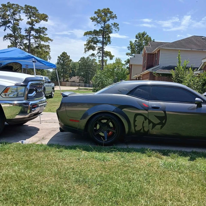 2015 Dodge Challenger SRT Hellcat 3rd Gen - Image 16 of 20