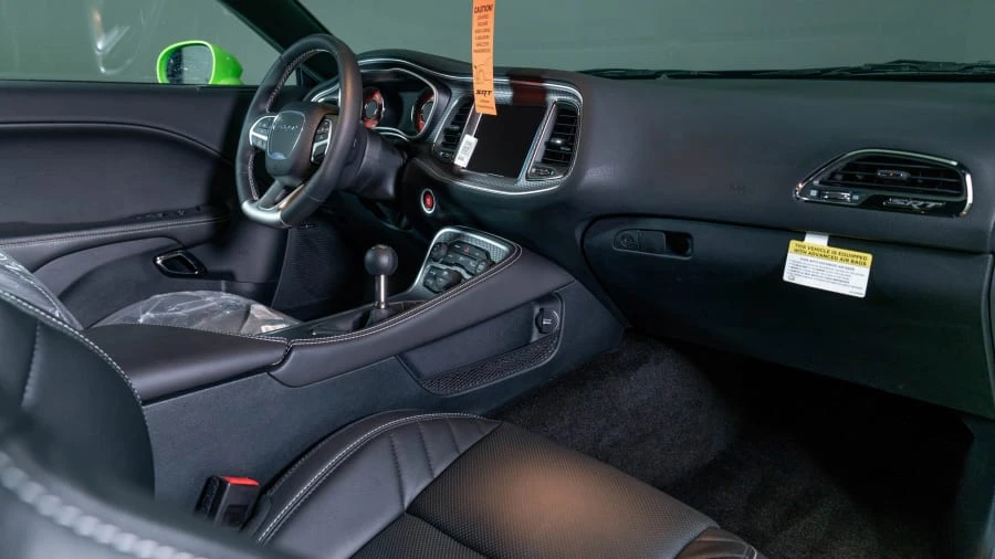 2015 Dodge Challenger SRT Hellcat 3rd Gen - Image 21 of 31