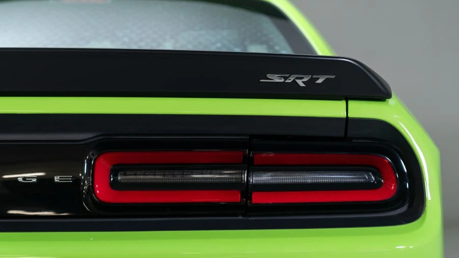 2015 Dodge Challenger SRT Hellcat 3rd Gen - Image 16 of 31