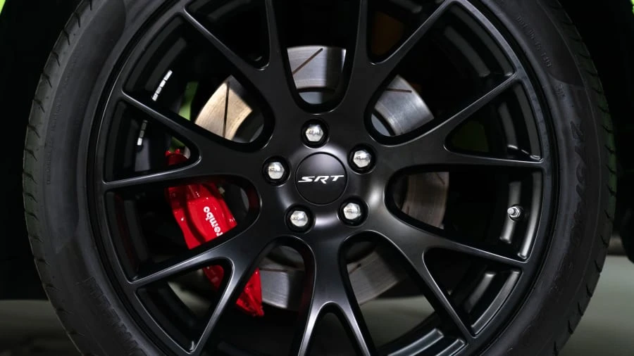 2015 Dodge Challenger SRT Hellcat 3rd Gen - Image 10 of 31