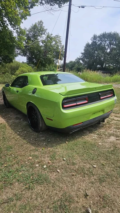2015 Dodge Challenger SRT Hellcat 3rd Gen - Image 5 of 6
