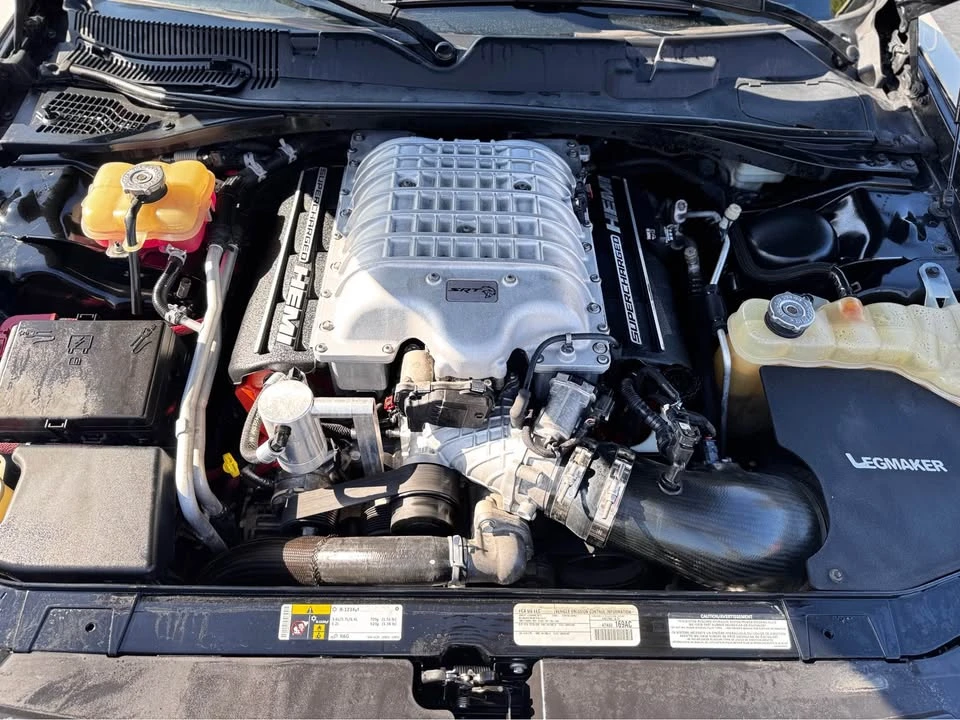 2015 Dodge Challenger SRT Hellcat 3rd Gen - Image 19 of 20