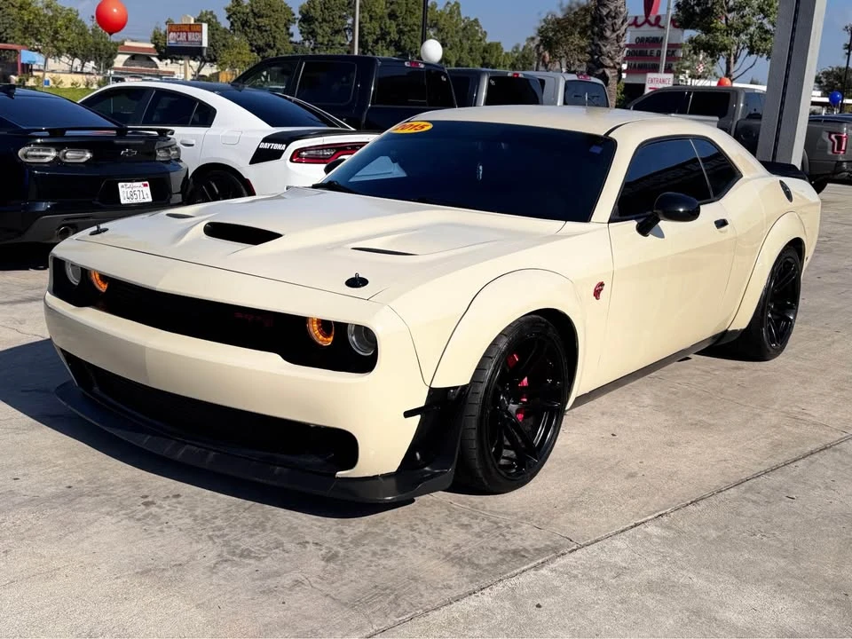 2015 Dodge Challenger SRT Hellcat 3rd Gen - Image 5 of 20