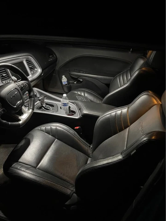 2015 Dodge Challenger SRT Hellcat 3rd Gen - Image 8 of 9