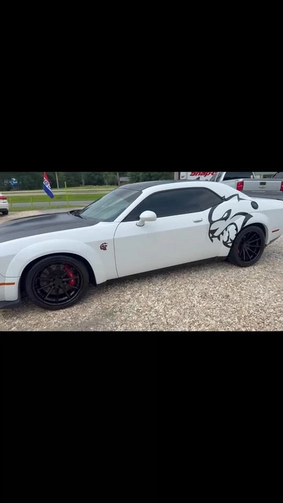 2015 Dodge Challenger SRT Hellcat 3rd Gen - Image 11 of 11