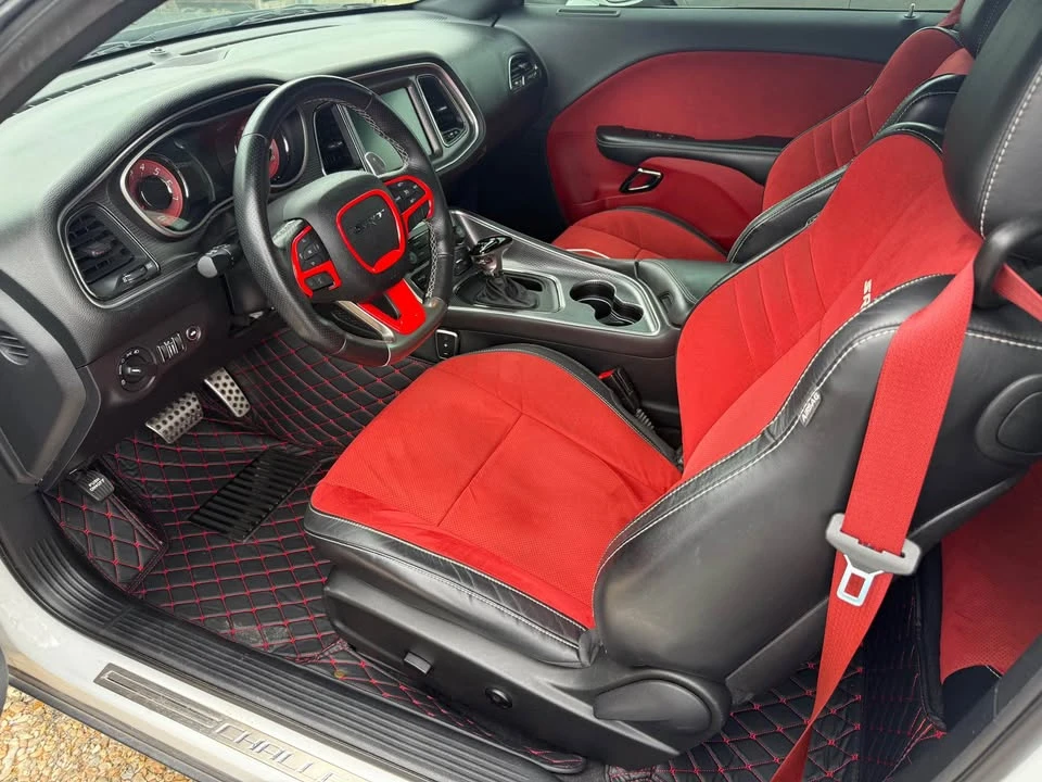 2015 Dodge Challenger SRT Hellcat 3rd Gen - Image 7 of 11