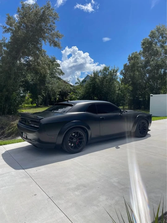 2015 Dodge Challenger SRT Hellcat 3rd Gen - Image 4 of 14