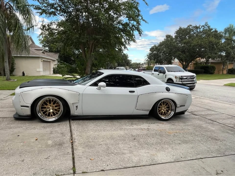 2015 Dodge Challenger SRT Hellcat 3rd Gen - Image 3 of 11