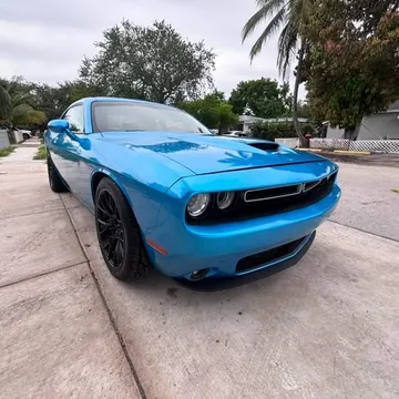 2015 Dodge Challenger SRT