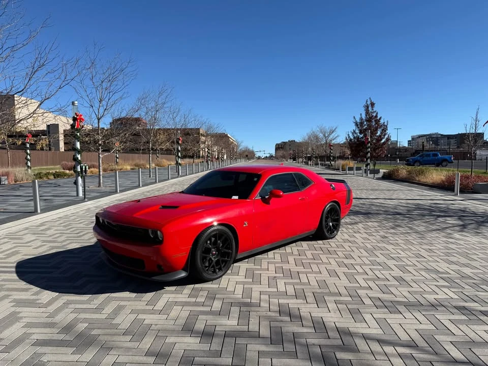 2015 Dodge Challenger SRT8 & 392 3rd Gen - Image 9 of 14