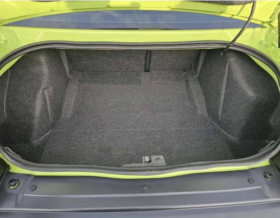 2015 Dodge Challenger SRT8 & 392 3rd Gen - Image 10 of 16