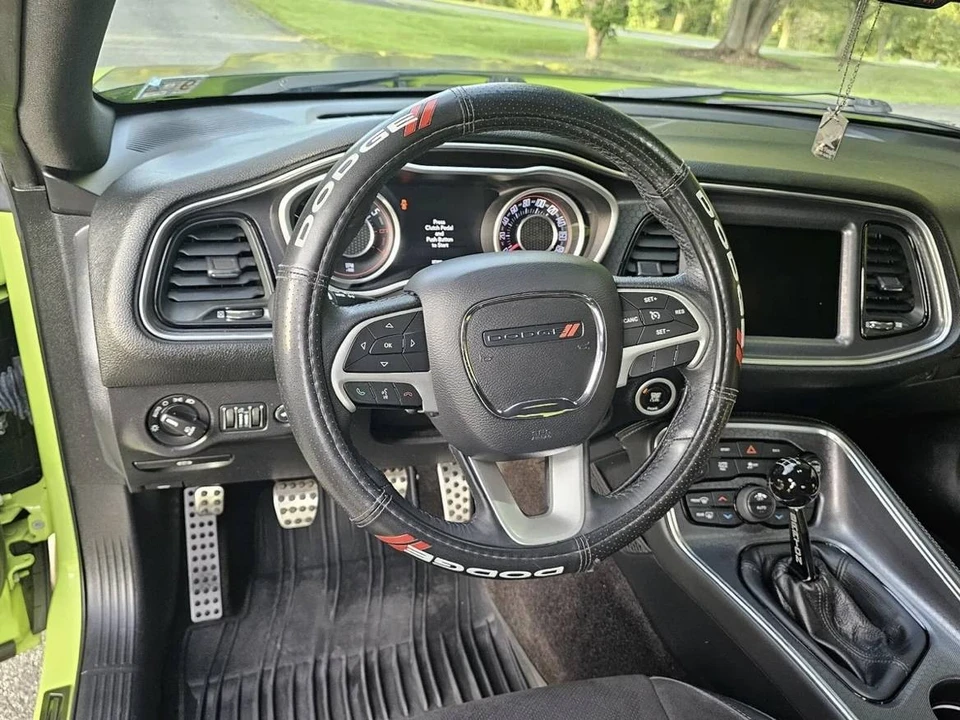 2015 Dodge Challenger SRT8 & 392 3rd Gen - Image 14 of 16