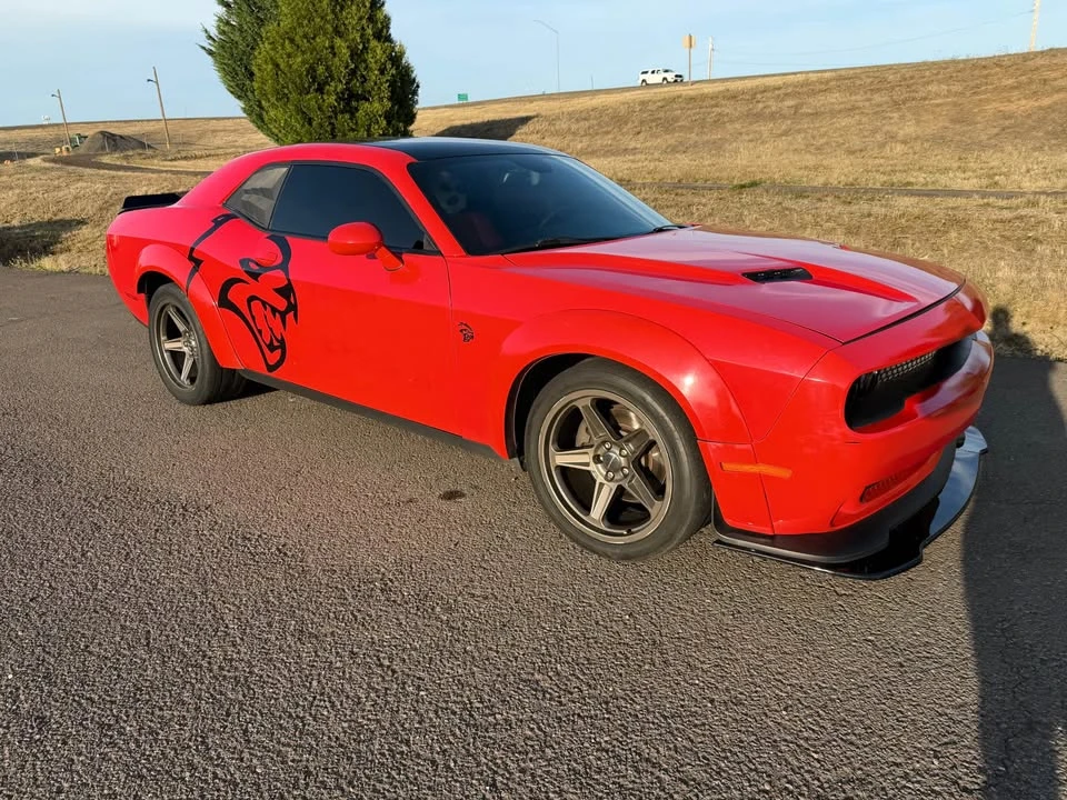 2015 Dodge Challenger SRT Hellcat 3rd Gen - Image 2 of 11
