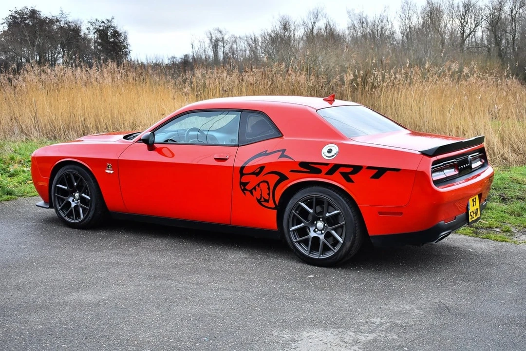 2015 Dodge Challenger SRT8 & 392 3rd Gen - Image 19 of 31