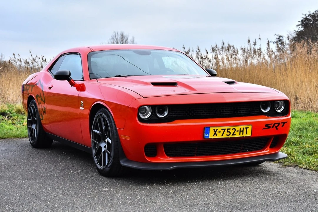 2015 Dodge Challenger SRT8 & 392 3rd Gen - Image 5 of 31