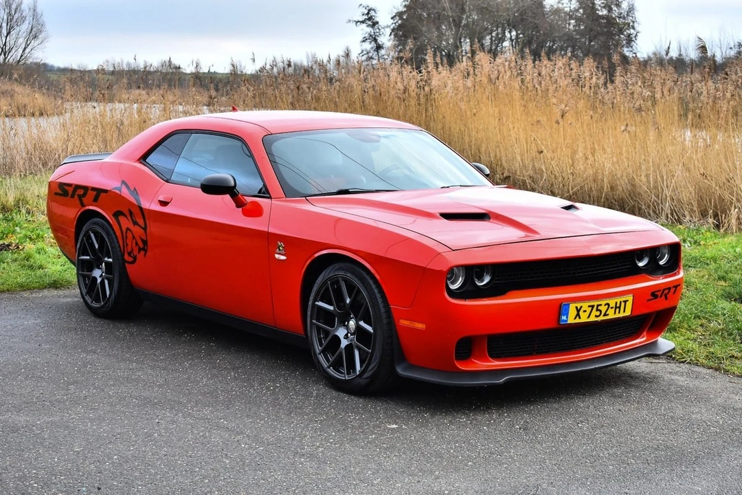 2015 Dodge Challenger SRT8 & 392 3rd Gen - Image 7 of 31