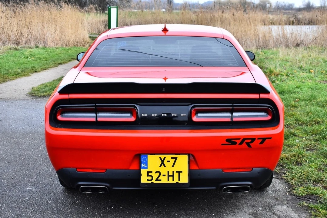 2015 Dodge Challenger SRT8 & 392 3rd Gen - Image 13 of 31