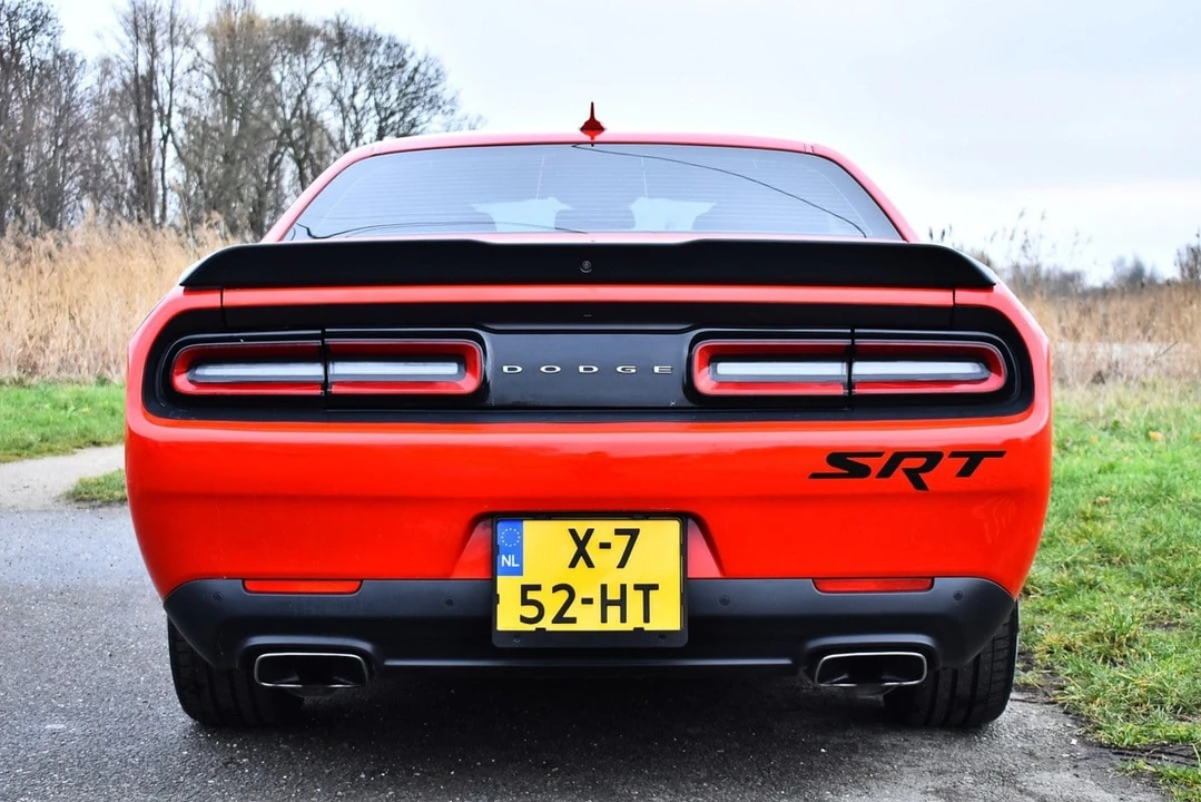 2015 Dodge Challenger SRT8 & 392 3rd Gen - Image 14 of 31
