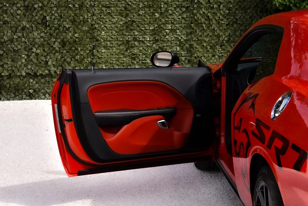 2015 Dodge Challenger SRT8 & 392 3rd Gen - Image 22 of 31
