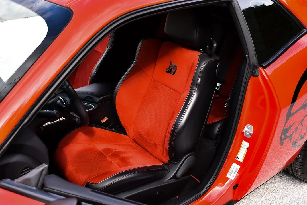 2015 Dodge Challenger SRT8 & 392 3rd Gen - Image 30 of 31