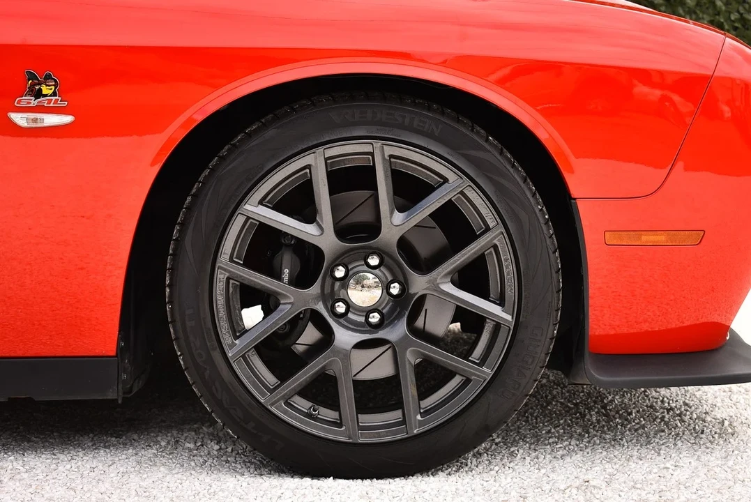2015 Dodge Challenger SRT8 & 392 3rd Gen - Image 19 of 31
